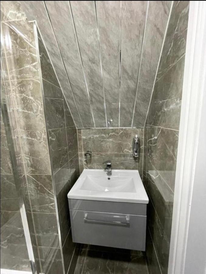 Entire 5 Star Luxury Whalley House Wifi Tv Luxury Burnley Exterior foto